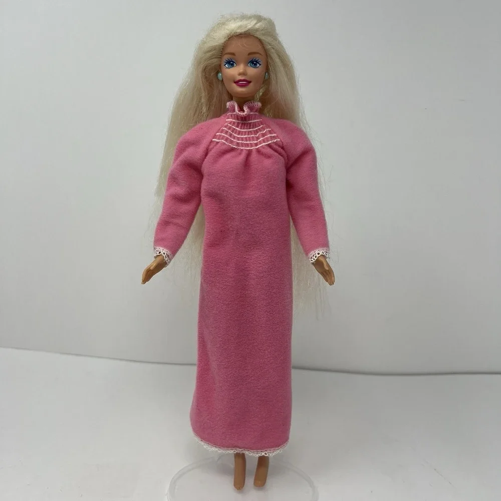 Vintage Barbie Doll 1966 Body Pink Sleeping Gown Retro Fashion Collectible Toy